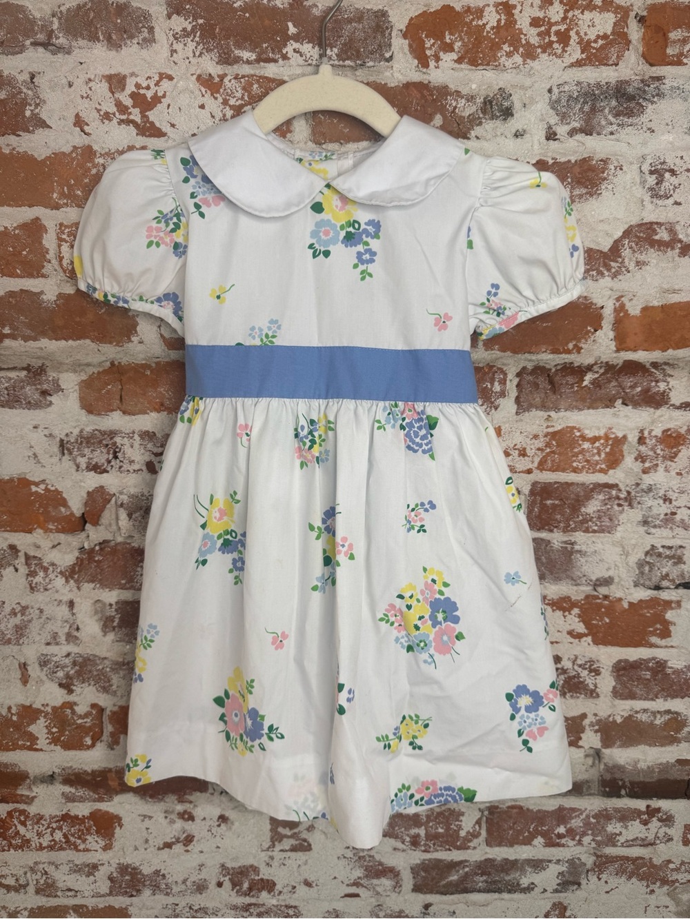Beaufort Bonnet Company Cindy Lou Sash Dress White Blue Floral 3T